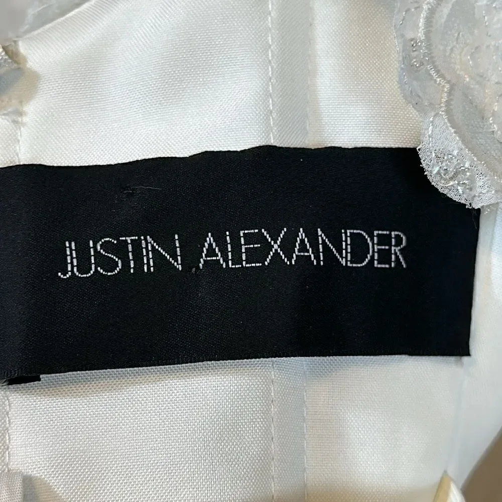 Justin Alexander 8555 tea length embroidered wedding dress size 4 in ivory/nat
